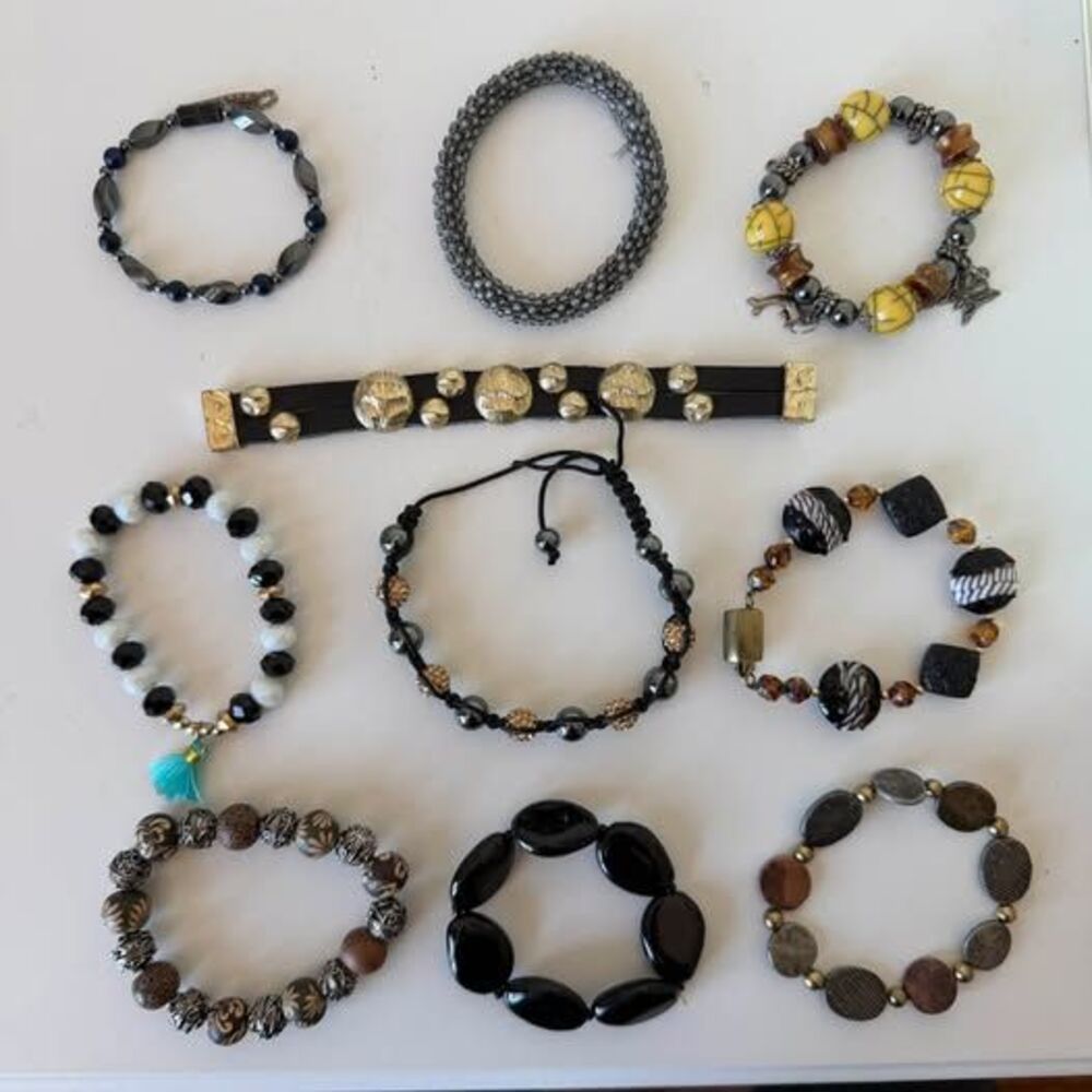 Lot of 10 Bracelets – Murano Style Art Glass, Leather Cuff, Hematite